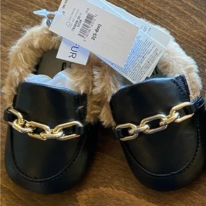 NWT Baby Faux-Fur Loafers-3/6 Month